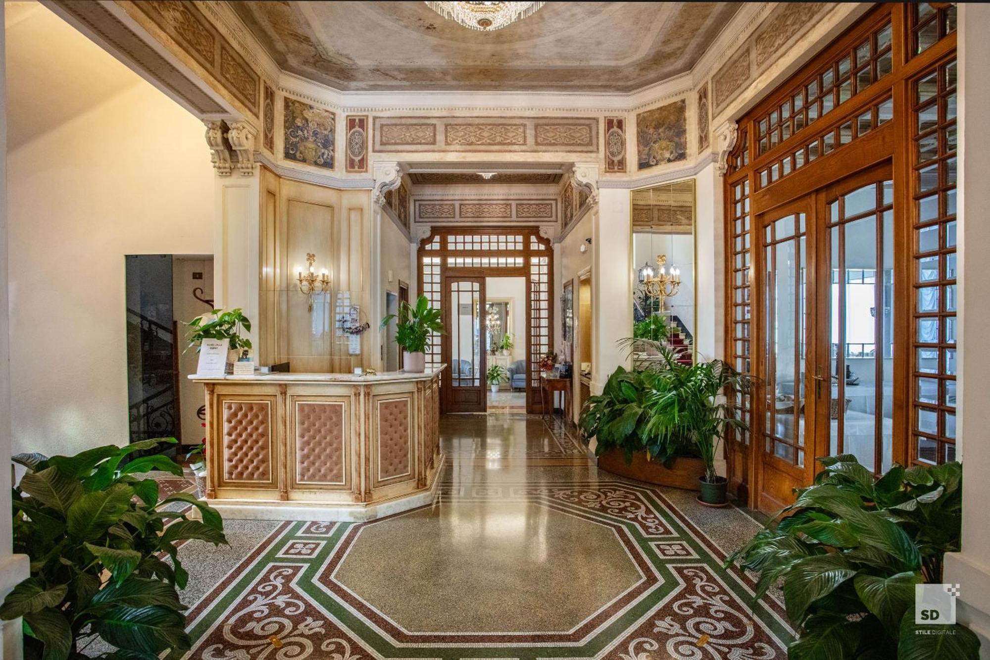 Hotel Villa Elena Varazze Kültér fotó