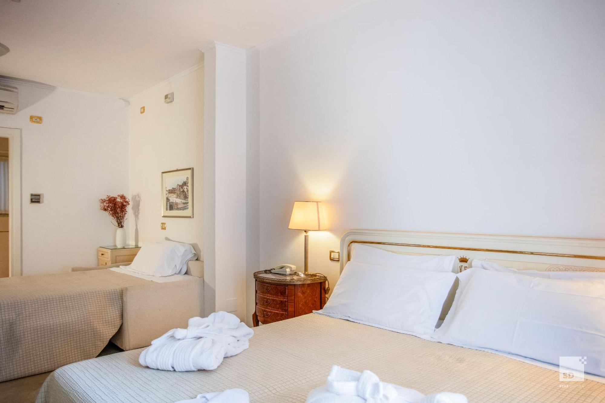 Hotel Villa Elena Varazze Kültér fotó